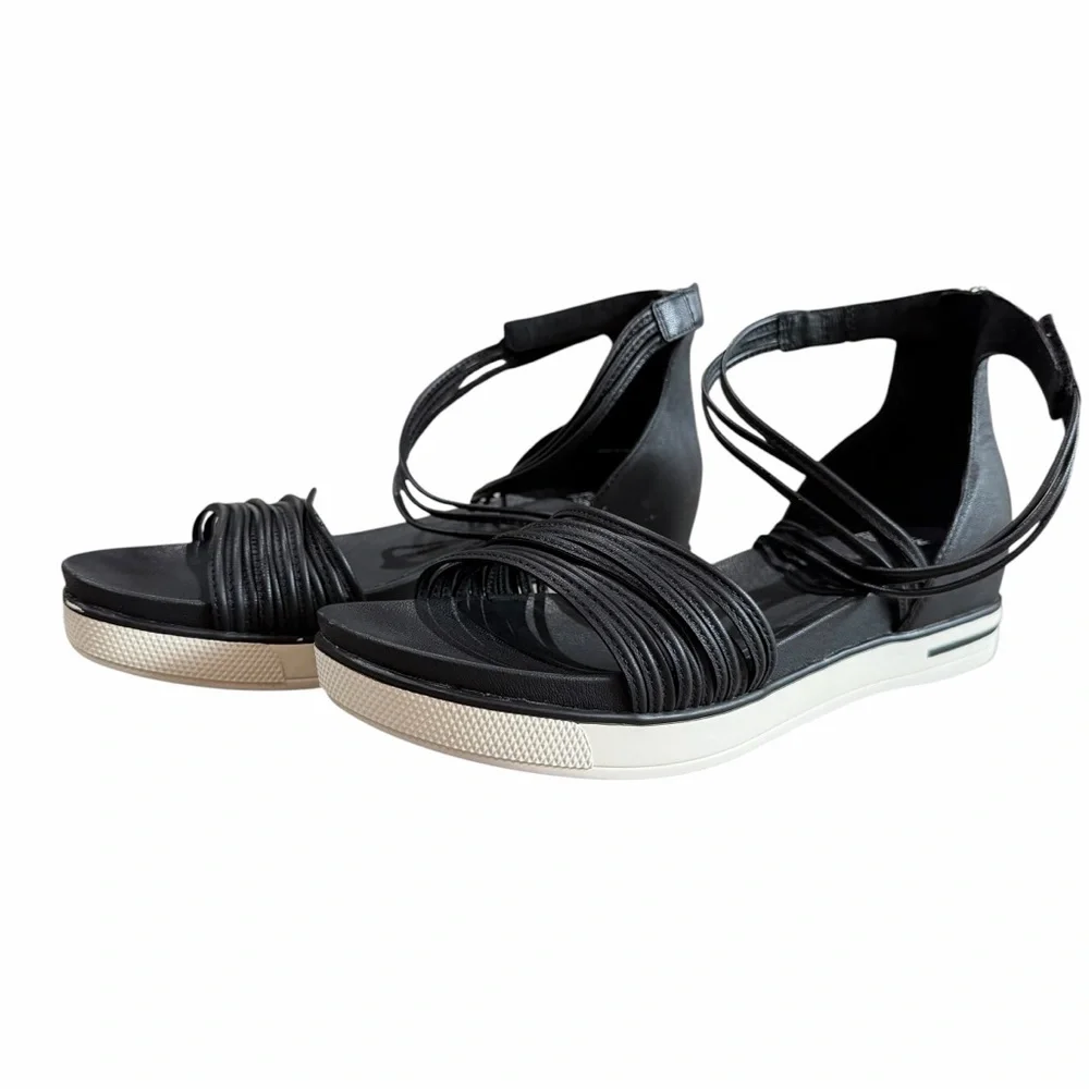 Eileen Fisher Strappy Sandals Size 9 Black Leather Shea Open Toe Sporty